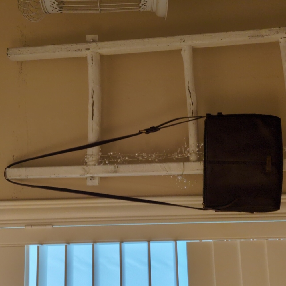 Beautiful Fossil leather purse